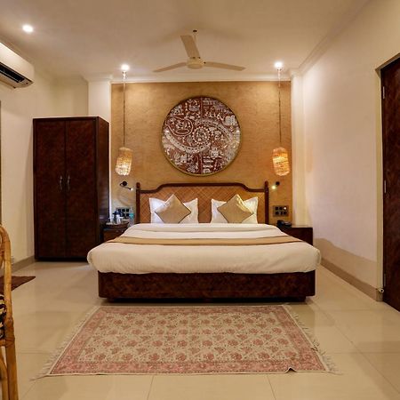 Accord Hotel Bombay Esterno foto