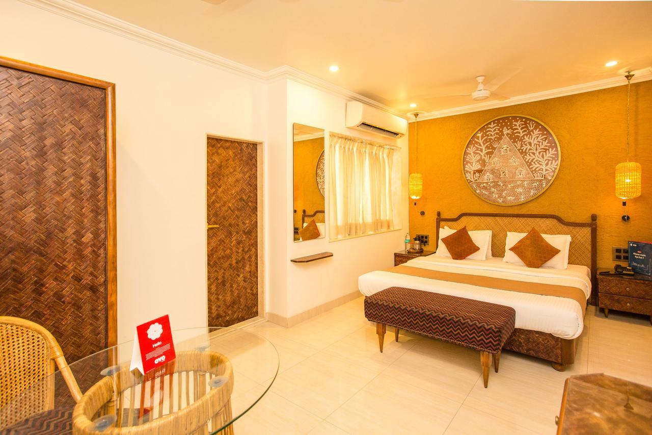 Accord Hotel Bombay Esterno foto