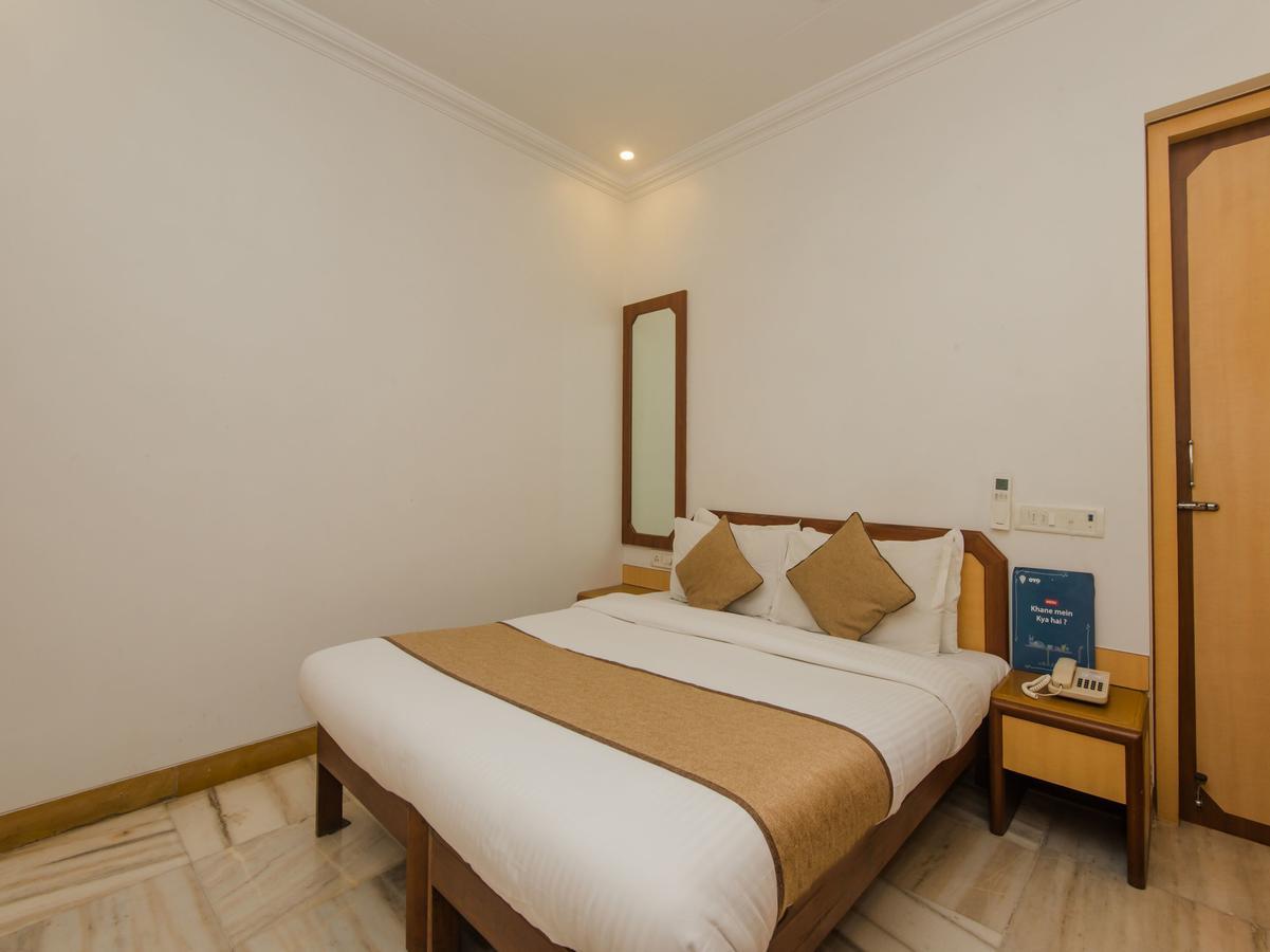 Accord Hotel Bombay Esterno foto